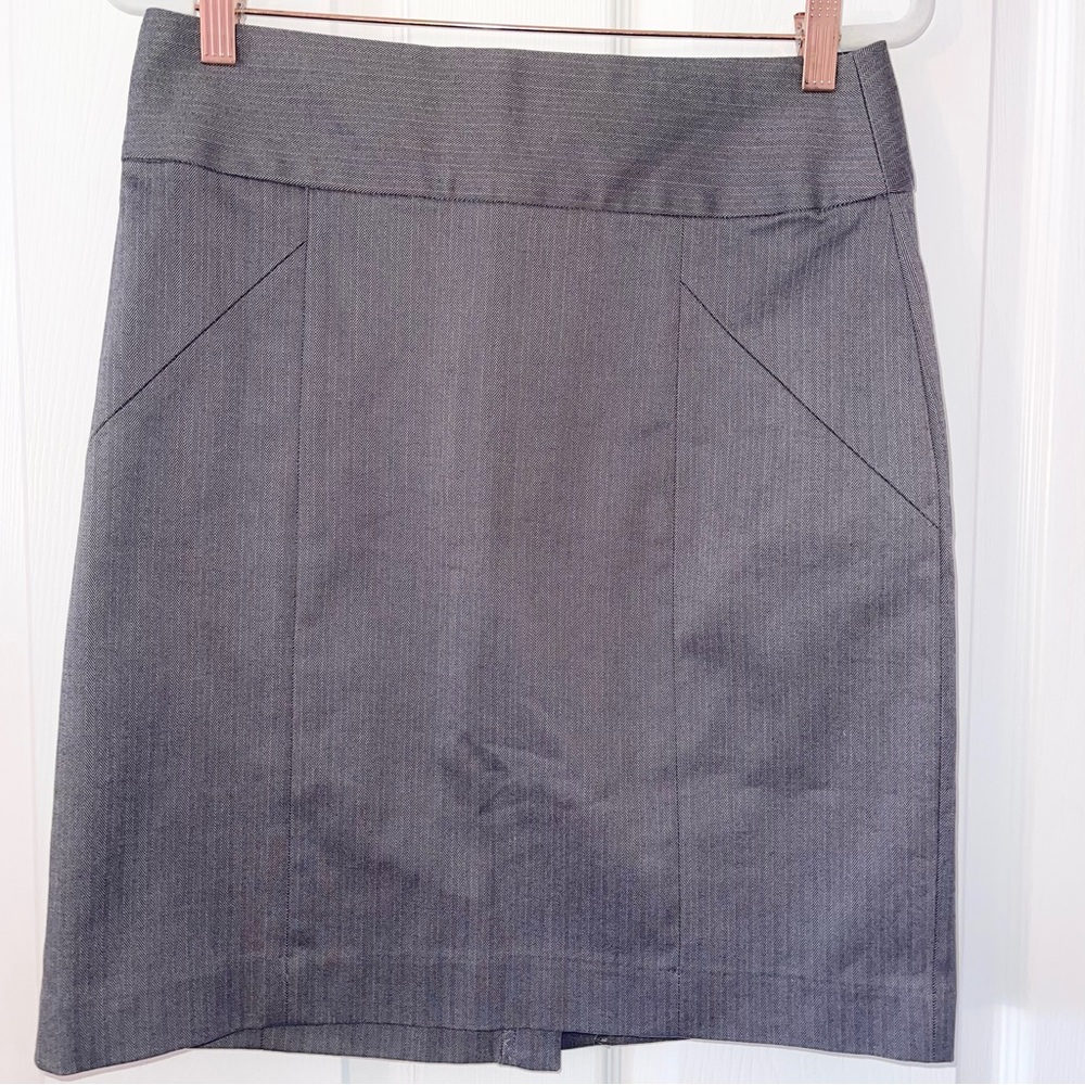 NWT Banana Republic gray pencil career mini skirt, size 6